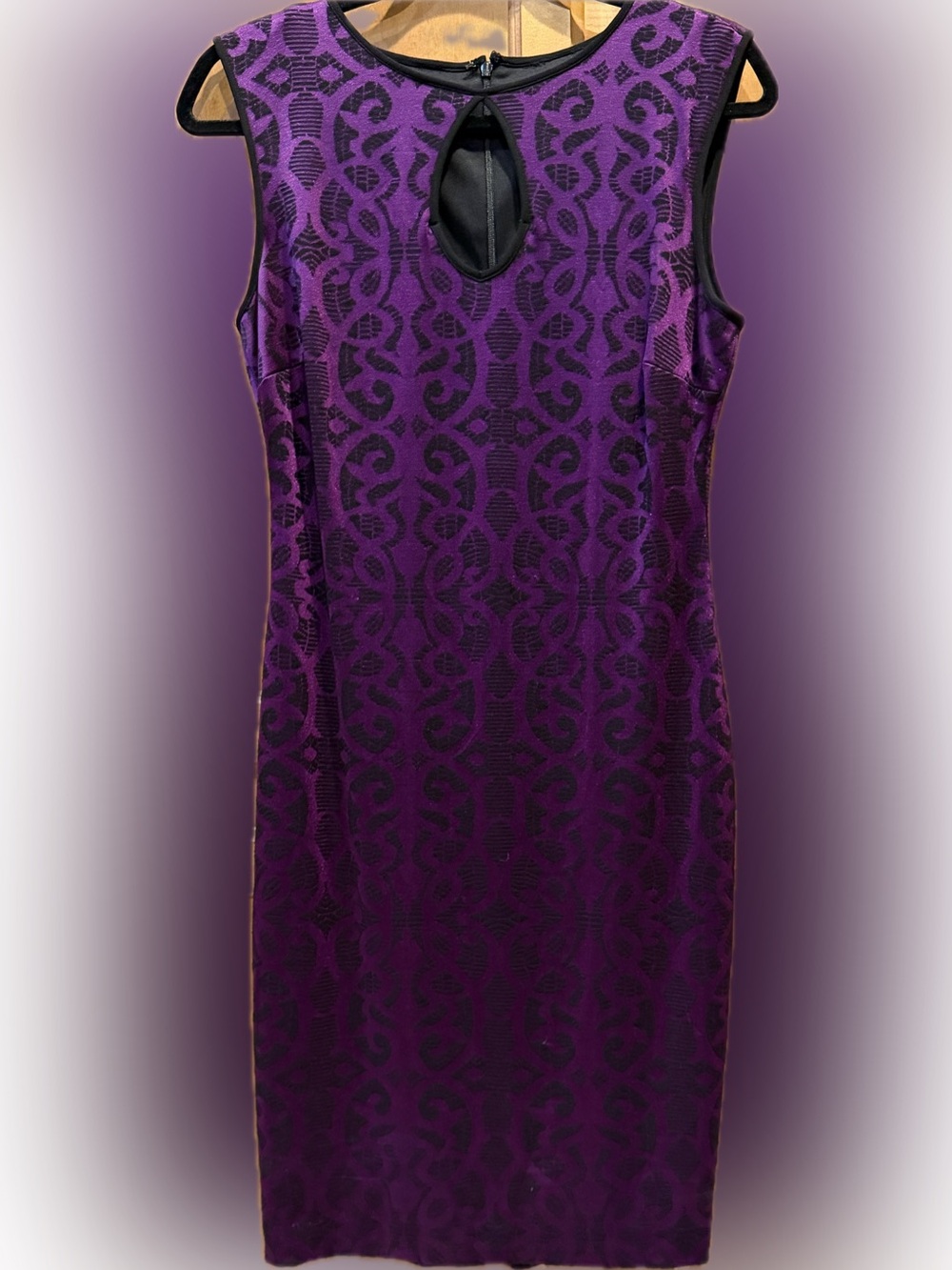 Caché Purple Black Jacquard Sheath Dress Keyhole Neck Cocktail Career, size 8